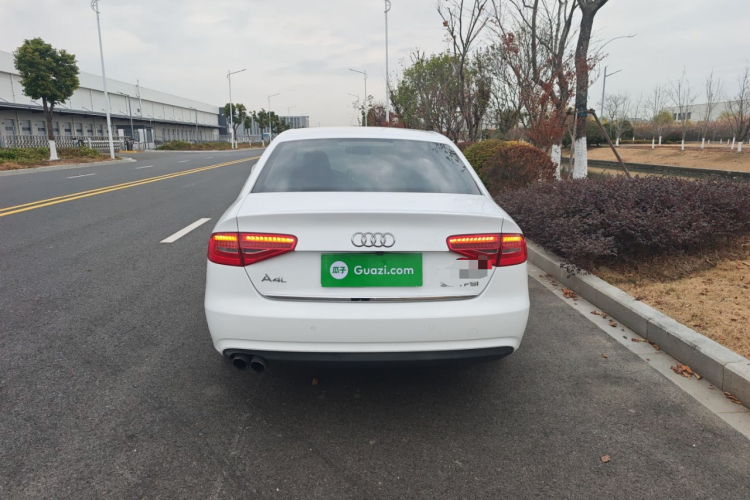 奥迪A4L 2015款 35 TFSI 自动舒适型车身外观6005