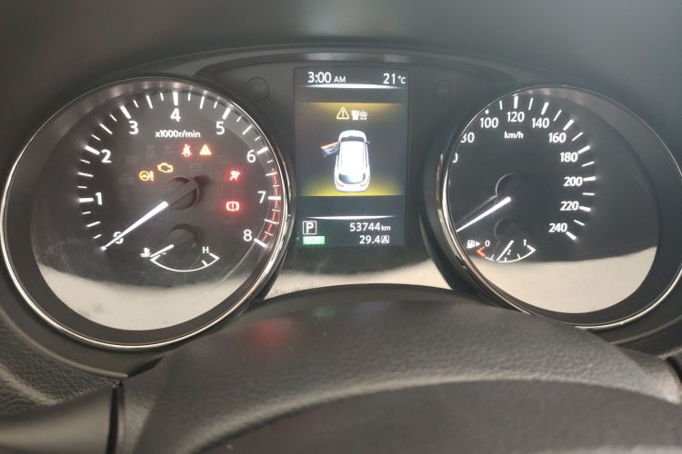 日产 逍客 2016款 2.0L CVT豪华版中控内饰15