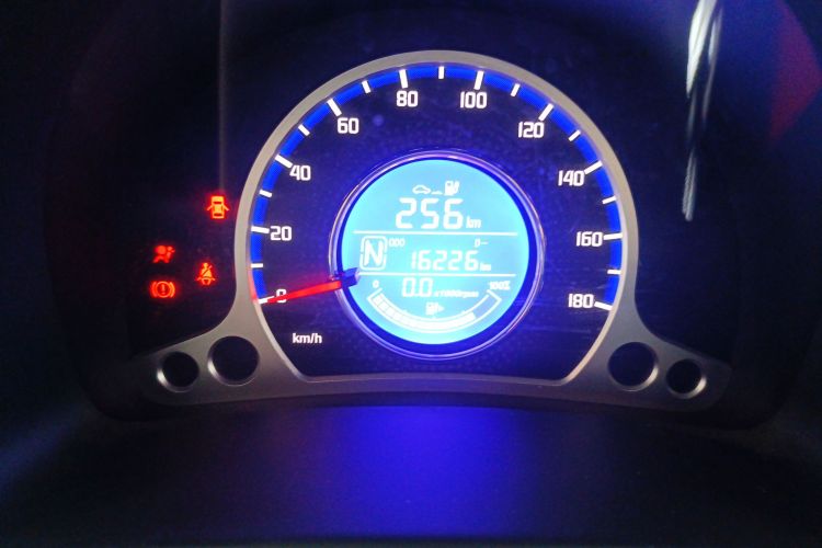 长安欧尚 奔奔E-Star 2021款 国民版 心悦版 磷酸铁锂（31.86kWh）中控内饰15