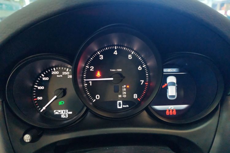 保时捷 2023款 Macan 2.0T中控内饰15