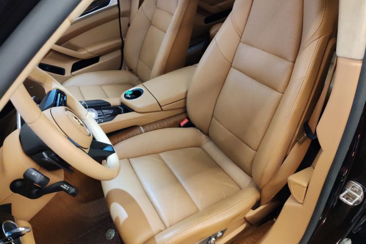 保时捷 2014款 Panamera 4 Executive 3.0T局部细节19