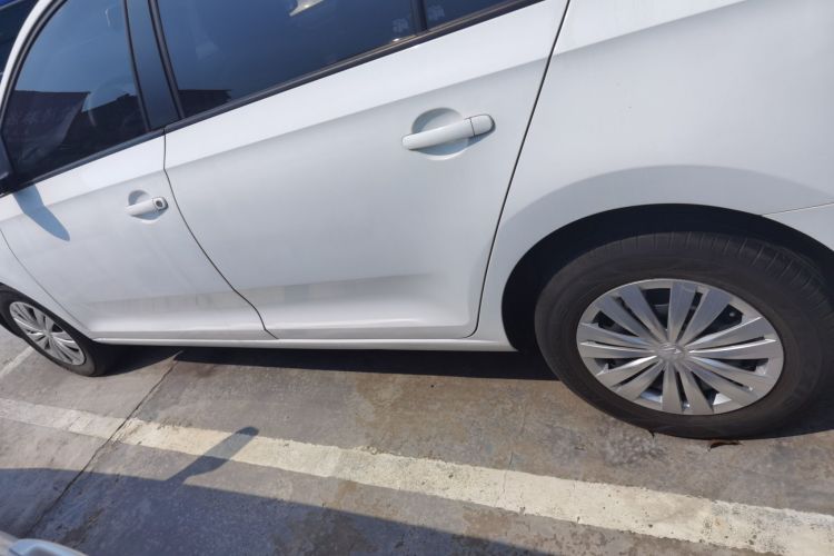 大众 桑塔纳 2019款 1.5L 自动风尚版 国VI车身外观6005