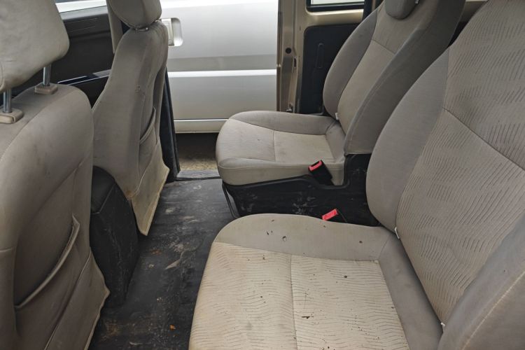 五菱汽车 五菱荣光V 2016款 1.5L标准型中控内饰7001