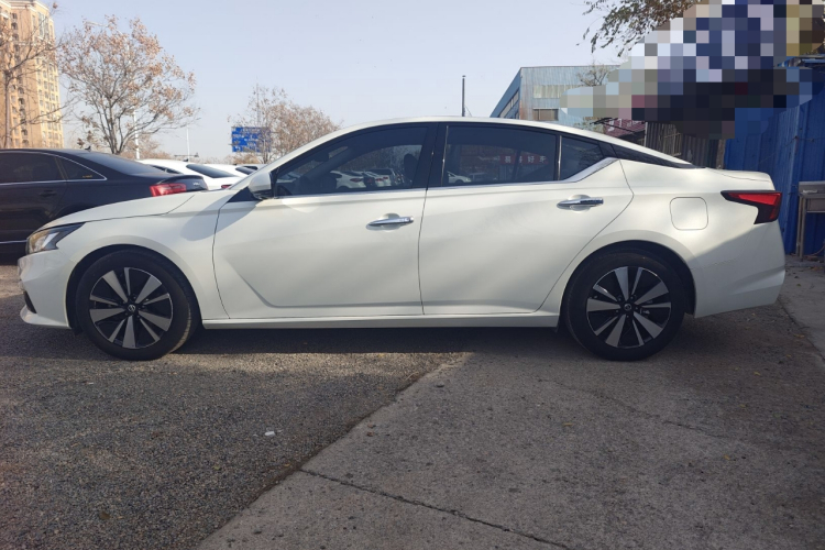 日产 天籁 2021款 2.0L XL Upper AD1 智行领航版车身外观6004