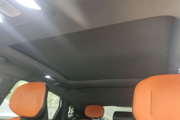 长安UNI-V 2022款 1.5T 尊贵型局部细节22