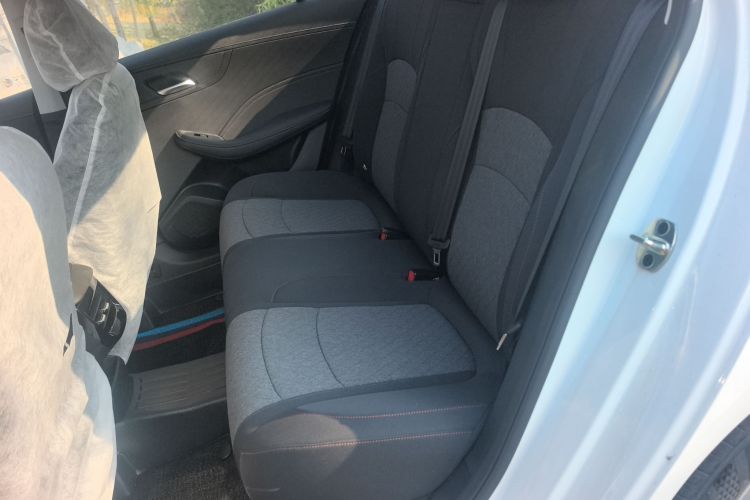 荣威i5 2023款 1.5L 手动舒享版中控内饰7001