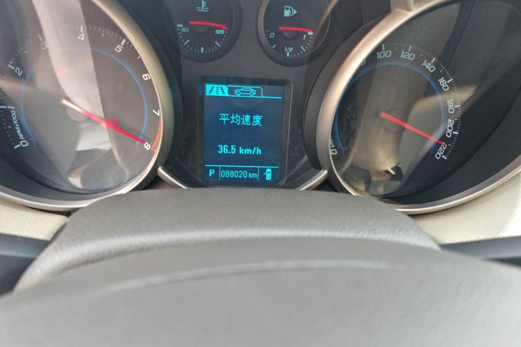 雪佛兰 科鲁兹 2015款 1.5L 经典 SE AT中控内饰15
