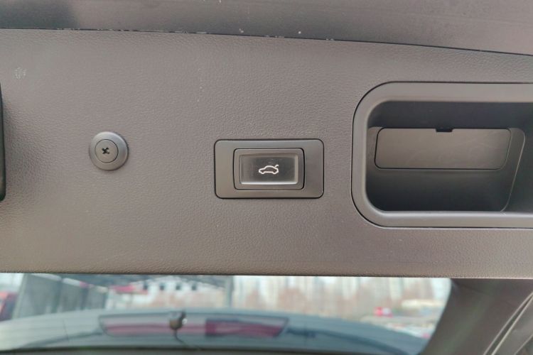 众泰 大迈X7 2018款 2.0T 自动豪华型中控内饰7007