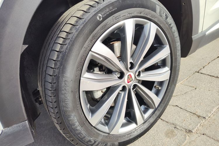 荣威RX5 MAX 2019款 300TGI 自动智驾健康舱版车身外观6007