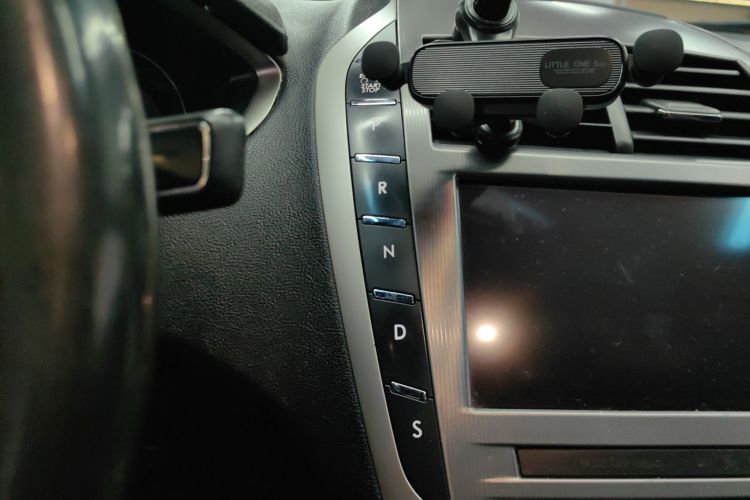 林肯MKZ 2018款 2.0T 尊享版局部细节18