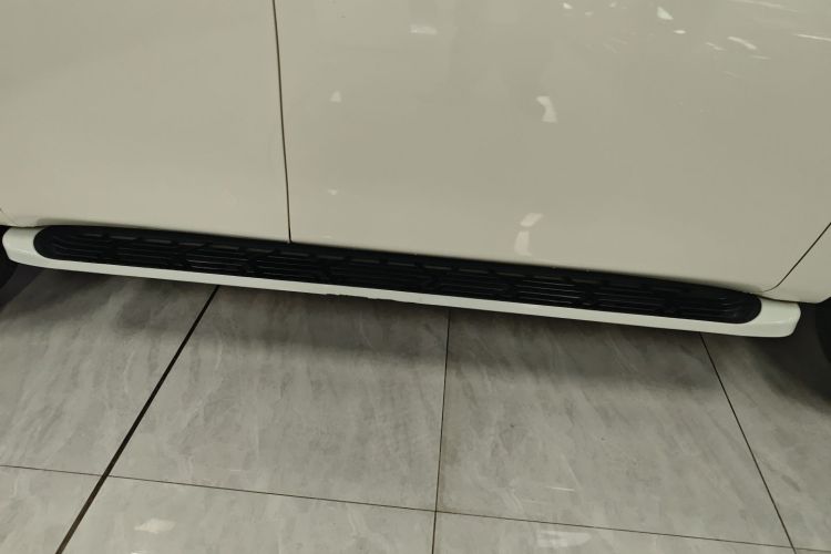 日产 途乐（平行进口） 车身外观6004