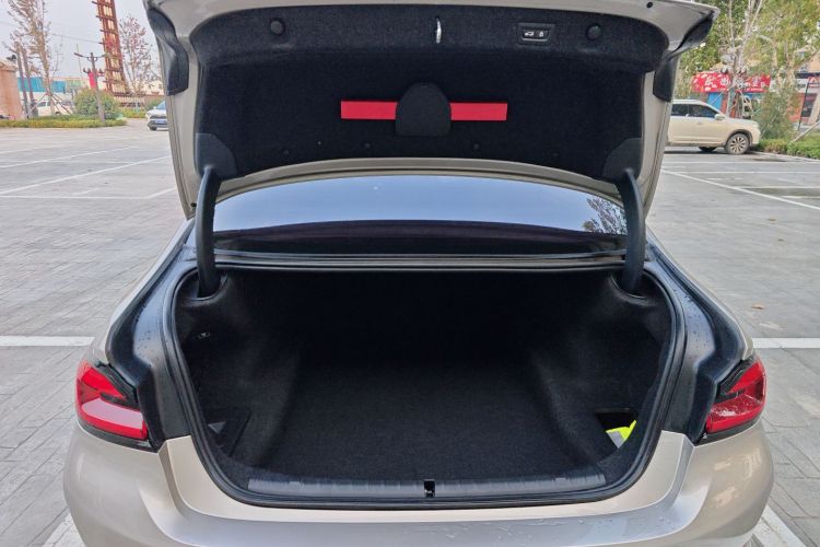 宝马5系 2018款 530Li 尊享型 豪华套装局部细节23