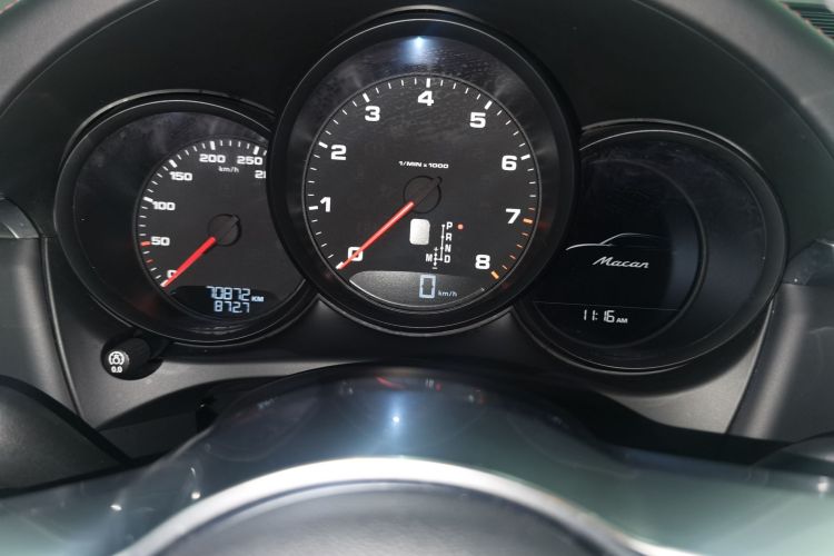 保时捷 2020款 Macan 2.0T中控内饰15