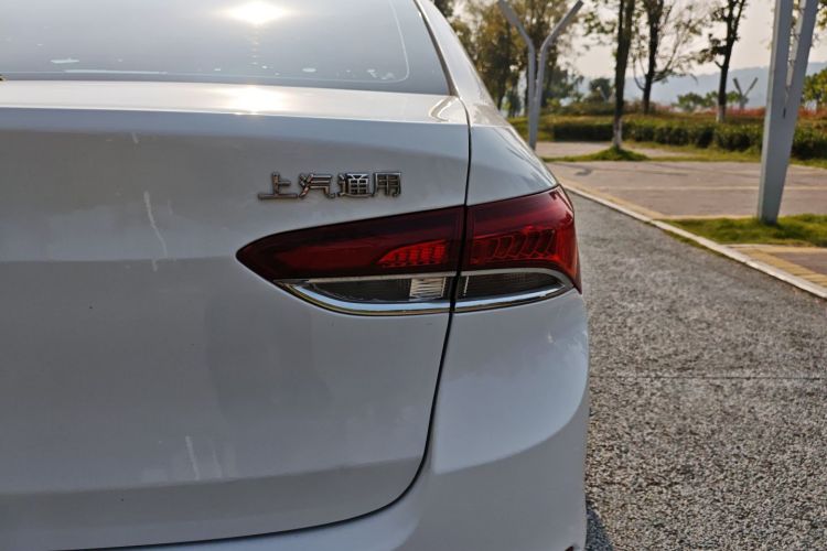 别克 英朗 2021款 改款 典范 1.5L 自动进取型车身外观6006