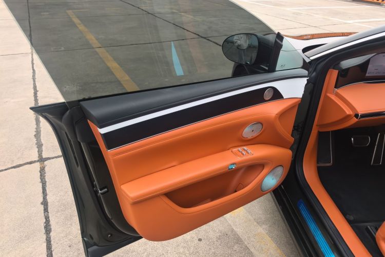 鸿蒙智行 享界S9T 2025款 增程 Ultra长续航版中控内饰7002