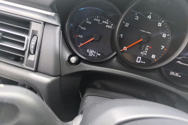 保时捷 2021款 Macan 2.0T中控内饰15