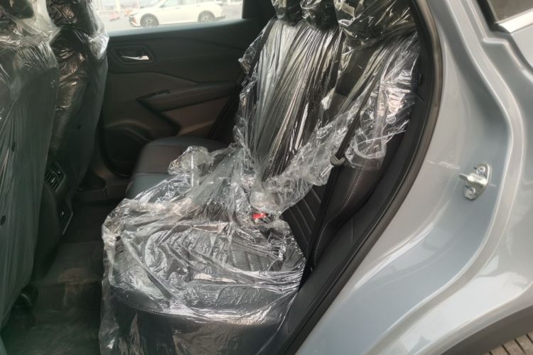 日产 逍客 2023款 1.3T CVT豪华版中控内饰7001