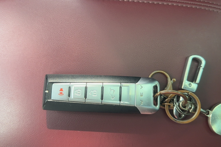 魏牌 VV7 2017款 2.0T 旗舰型中控内饰11