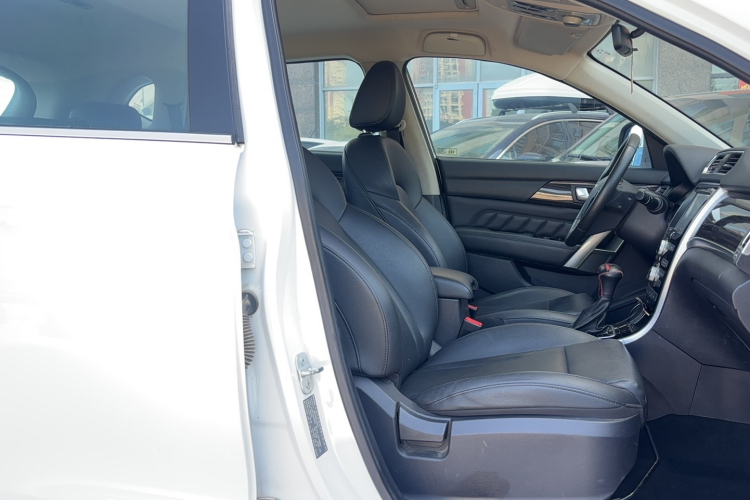 哈弗H2 2016款 红标 1.5T 自动两驱豪华型中控内饰41