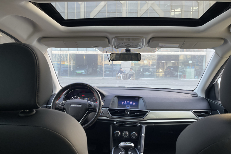 哈弗H6 2018款 蓝标 运动版 1.5T 自动两驱精英型中控内饰22