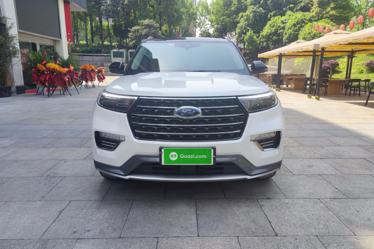 福特 探险者 2020款 EcoBoost 285 四驱风尚版 6座车身外观2