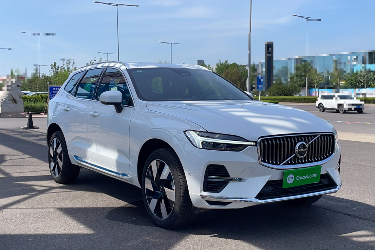 沃尔沃XC60新能源 2024款 T8 插电混动 长续航四驱智雅豪华版车身外观6002