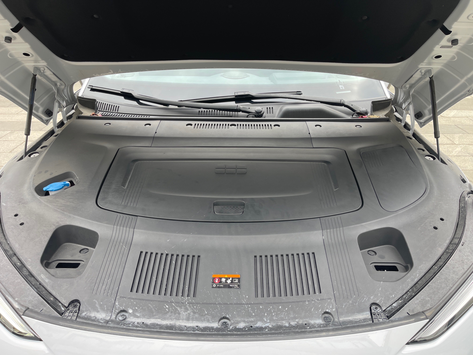 吉利银河 银河E8 2024款 665km 后驱星舰 远航版