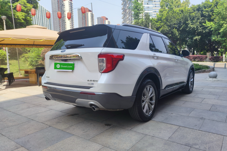 福特 探险者 2020款 EcoBoost 285 四驱风尚版 6座车身外观7