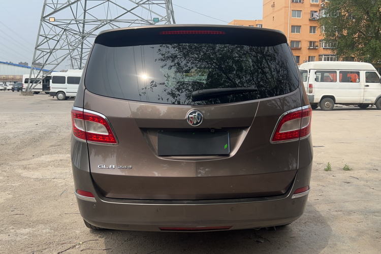 别克GL8 2013款 2.4L CT豪华商务舒适版车身外观6004