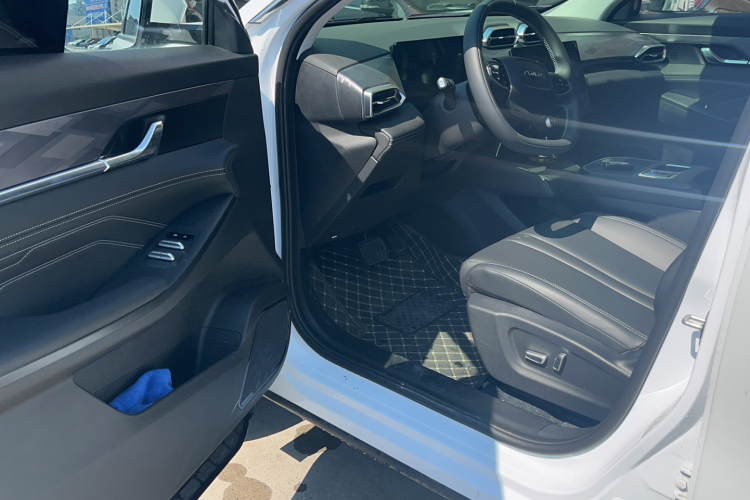 东风风神 皓瀚 2025款 1.5T 豪华型中控内饰7003