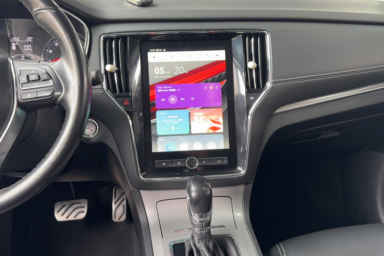 荣威RX5 2016款 20T 两驱自动互联网智享版中控内饰16