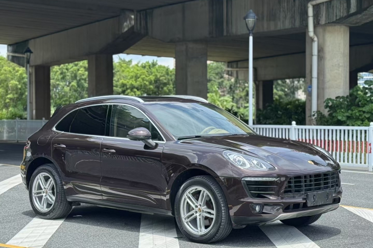 保时捷 2014款 Macan 2.0T车身外观3