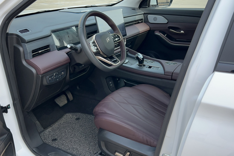 捷途X90 PRO 2024款 2.0T DCT尊贵版 5座中控内饰20