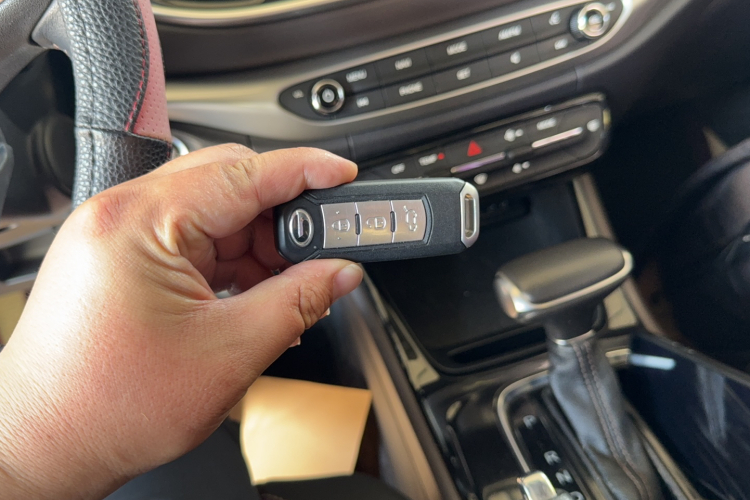 广汽传祺 传祺GA4 2018款 150N 自动豪华版中控内饰11