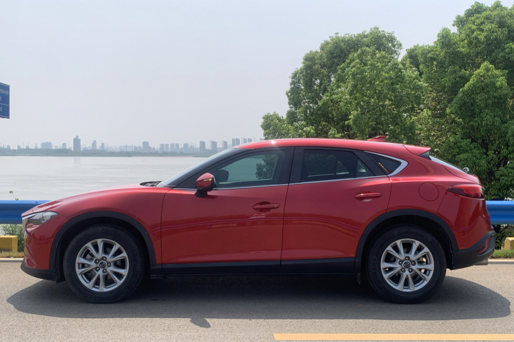 马自达CX-4 2018款 2.0L 自动两驱蓝天活力版 国V车身外观6003