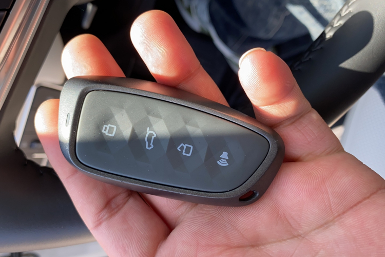 哈弗枭龙MAX 2023款 1.5L Hi4 105 四驱智能旗舰版中控内饰11