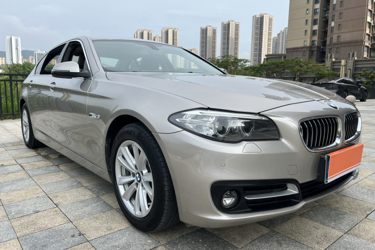 宝马5系 2014款 520Li 典雅型车身外观3