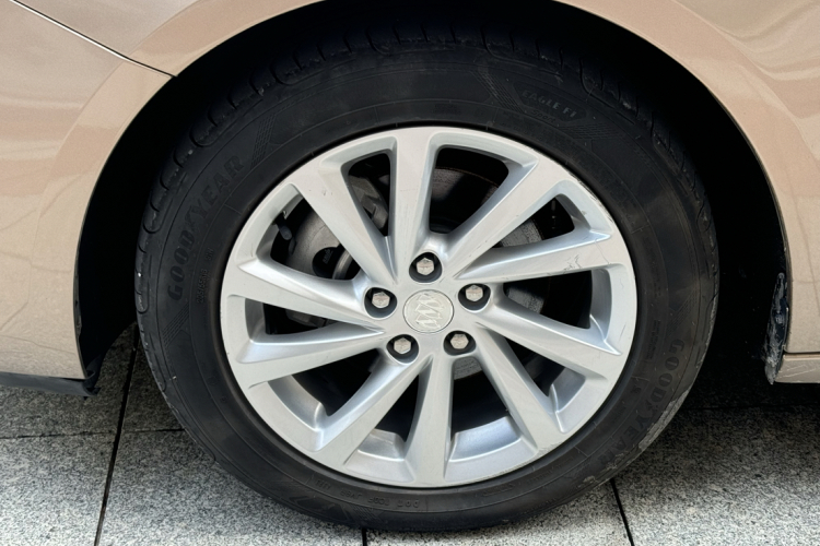 别克 威朗 2019款 三厢 15S 自动领先型车身外观6007