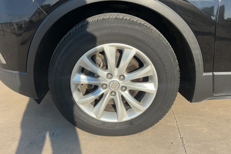 别克 昂科威 2017款 28T 四驱精英型车身外观35