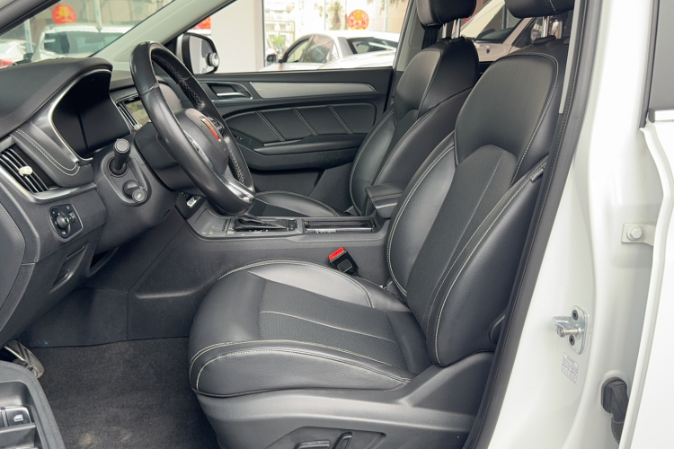 荣威RX5 2016款 20T 两驱自动互联网智享版中控内饰19