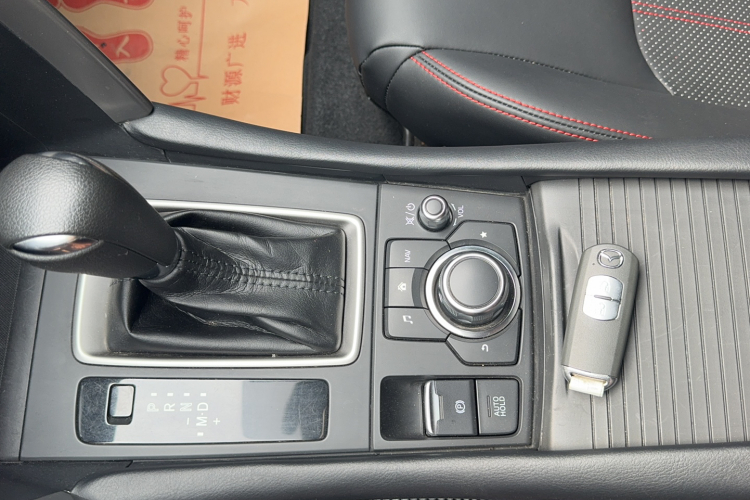 马自达CX-4 2018款 2.0L 自动两驱蓝天活力版 国V中控内饰7001