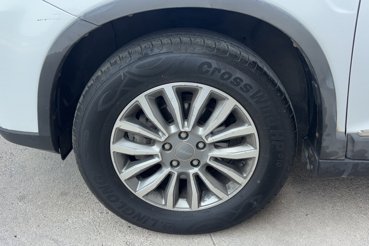 哈弗H6 2018款 红标 运动版 1.5T 自动两驱精英型车身外观35