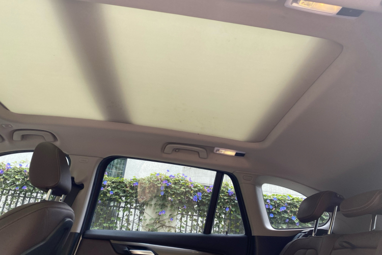 宝马X1 2018款 sDrive18Li 尊享型中控内饰22