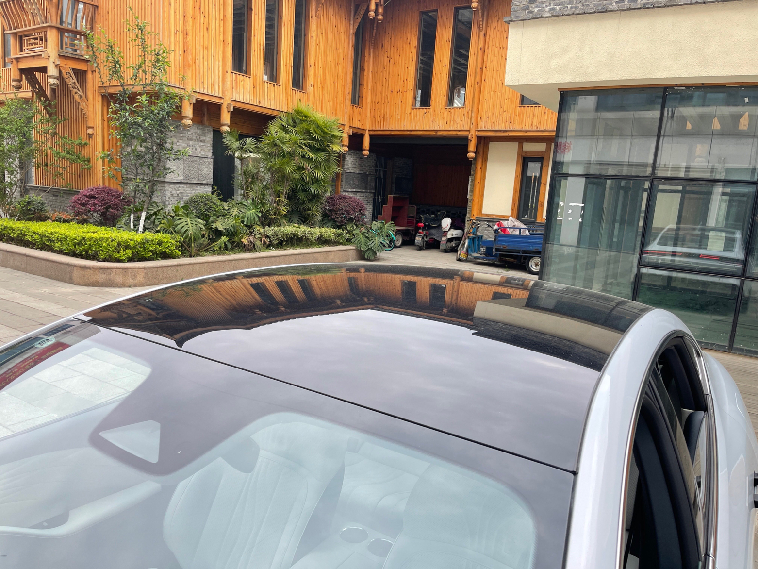 吉利银河 银河E8 2024款 665km 后驱星舰 远航版