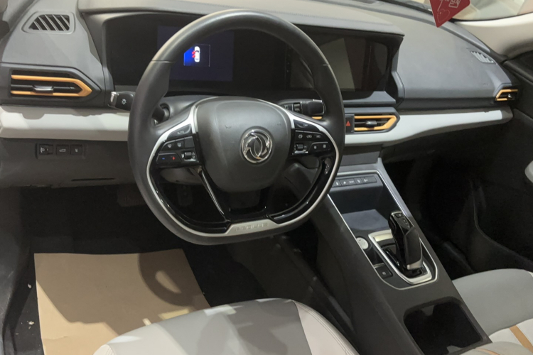 东风风神E70 2023款 PRO 智行版中控内饰7002