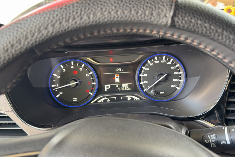 广汽传祺 传祺GA4 2018款 150N 自动豪华版中控内饰14