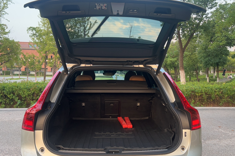 沃尔沃V90 2019款 Cross Country T5 AWD 智远版 国V局部细节23