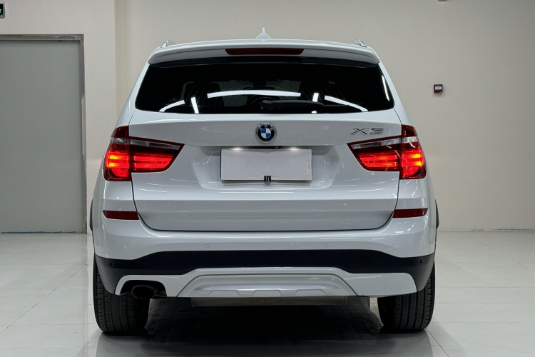 宝马X3(进口) 2014款 xDrive20i X设计套装车身外观6