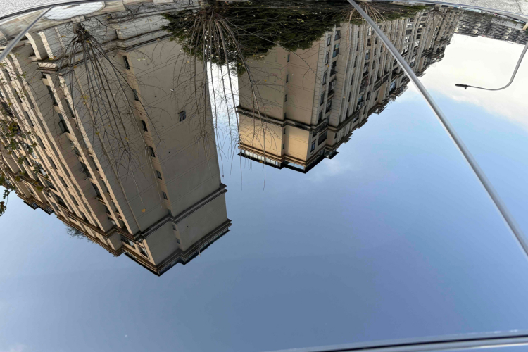 奔驰E级 2022款 改款三 E 300 L 运动豪华型局部细节57