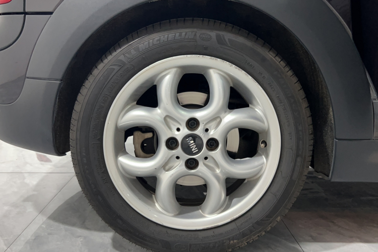 MINI Clubman 2011款 1.6L COOPER Fun车身外观6008